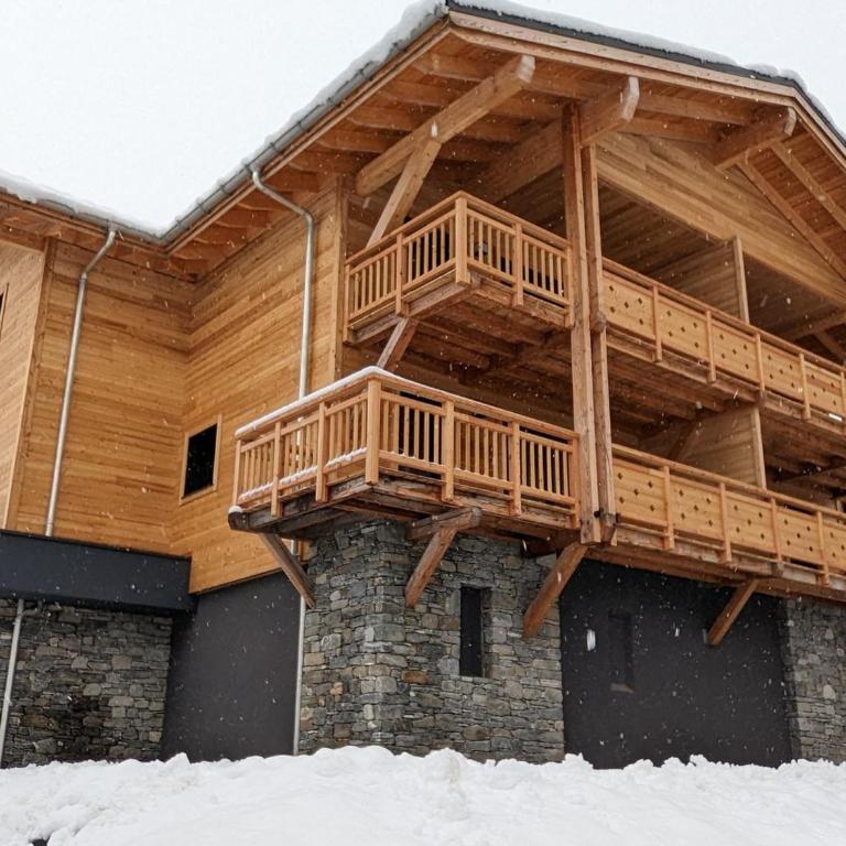 Les Gets - Moderne appartement, 1.5km du centre, 400m des pistes, terrasse, 2 chambres, WiFi, parking - FR-1-623-339 - Appartamento - 4