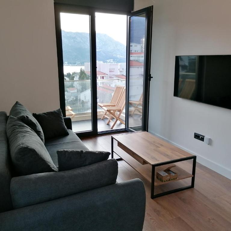 Sunrise Apartment Leni Budva - Apartman sa 1 Spavaćom Sobom - 2