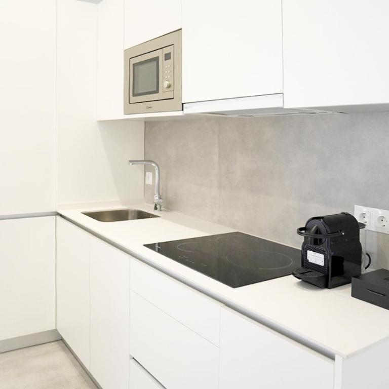 CASA DE LA VEGA SUITES - Suite Junior con balcón - 13