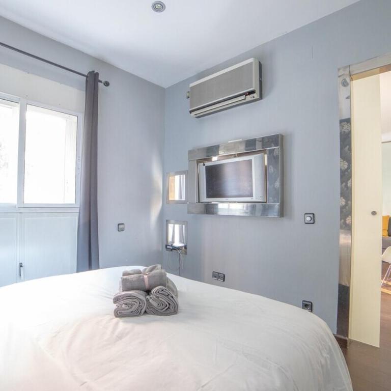 MyHouseSpain - Moderno apartamento a escasos metros del Bernabeu - Apartamento con ducha - 7