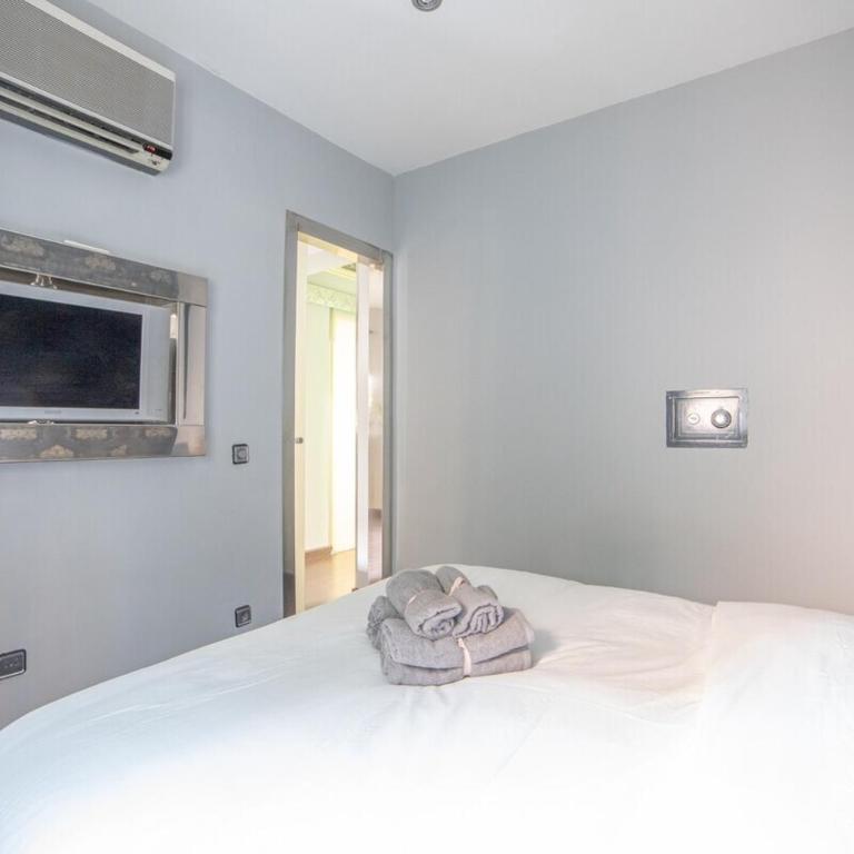 MyHouseSpain - Moderno apartamento a escasos metros del Bernabeu - Apartamento con ducha - 8