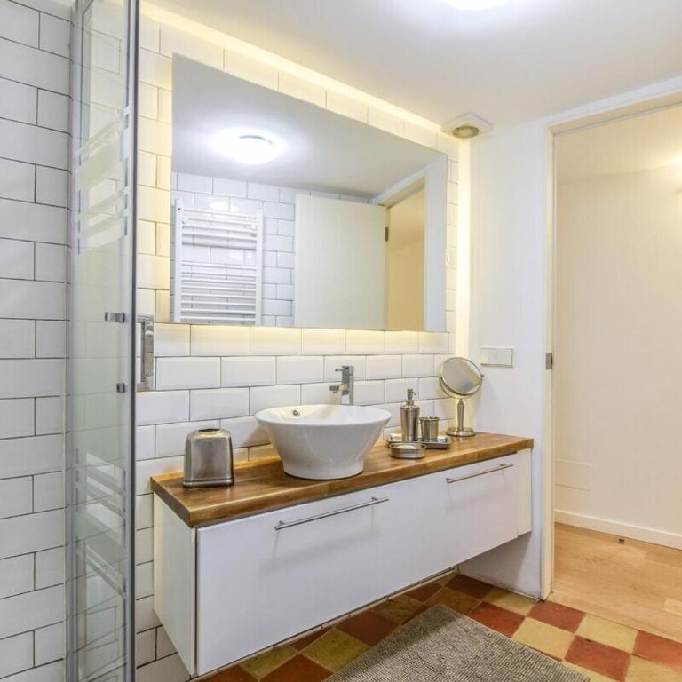 MyHouseSpain - Apartamento de lujo en Malasaña - MHM - Apartamento con ducha - 19