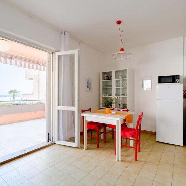 Appartamento a 20mt dal mare con piscina condominiale - Appartamento con 2 Camere da Letto - 5