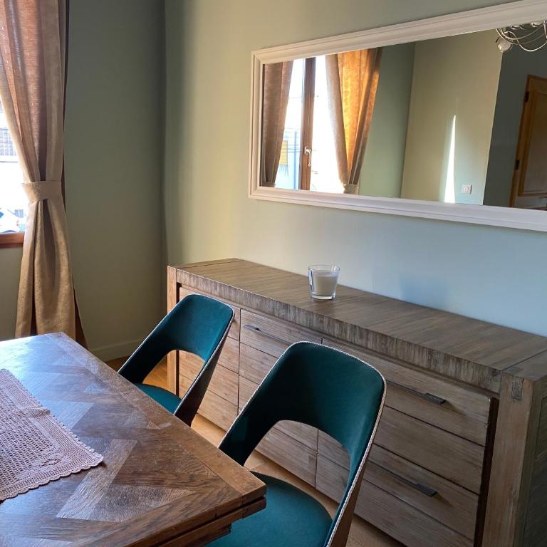 Maison familiale 3 chambres, parking gratuit - Three-Bedroom House - 7
