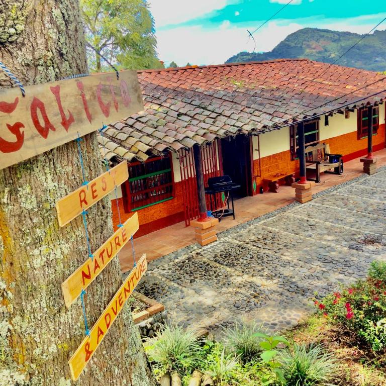 Cabaña campestre y cerca al centro, tranquila, con cocina y wifi - Habitación Doble con baño privado - 32