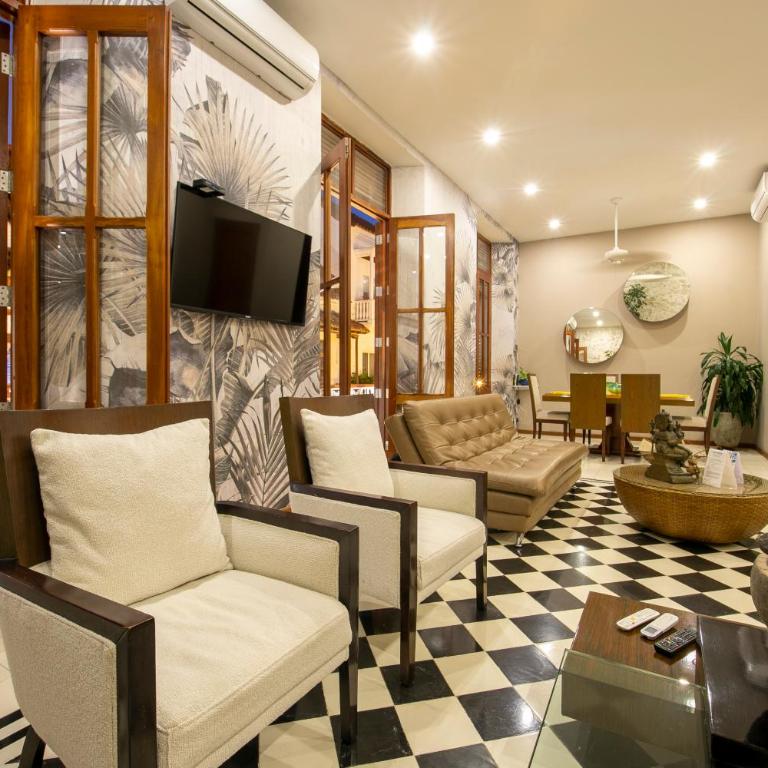 San Pedro Claver Luxury in the walled city - Three-Bedroom Apartment - 1