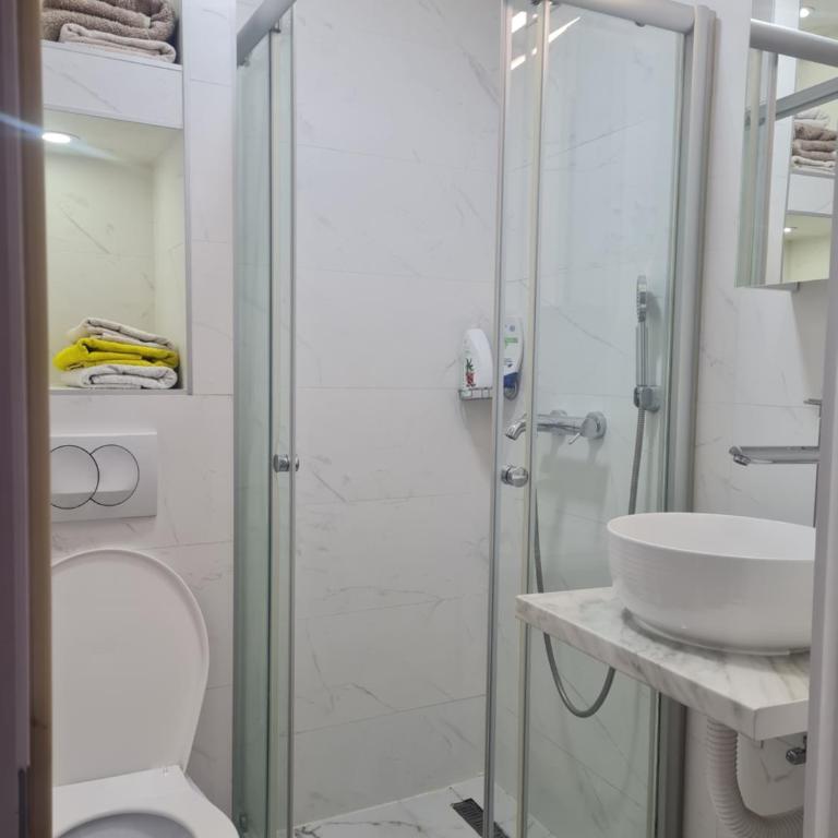 EXCLUSIVE Apartment - One-Bedroom Apartment - 2