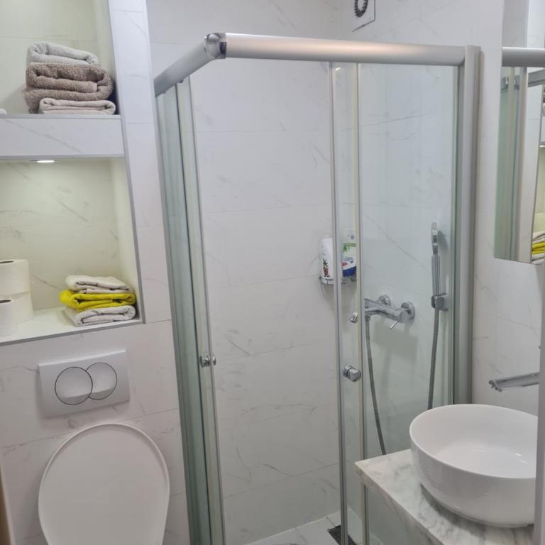 EXCLUSIVE Apartment - One-Bedroom Apartment - 3