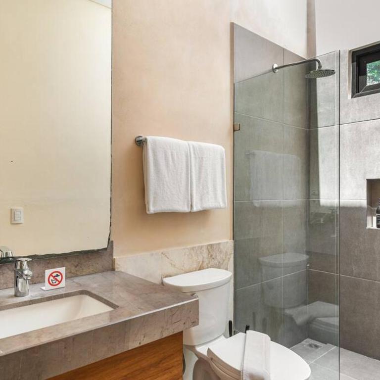 Villa with Jacuzzi & Pool with Great Concierge Service - Villa - 30