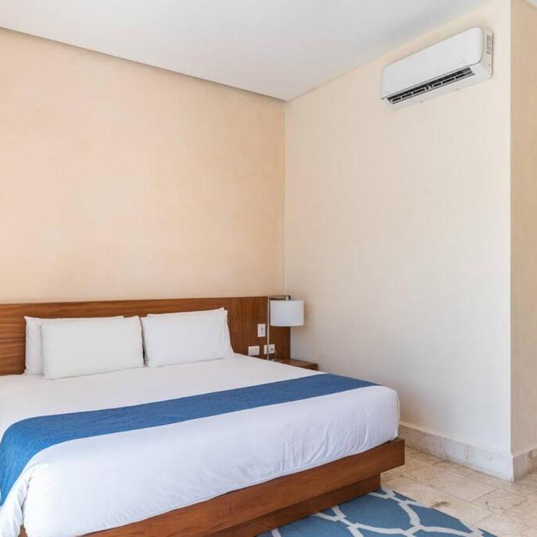 Villa with Jacuzzi & Pool with Great Concierge Service - Villa - 43