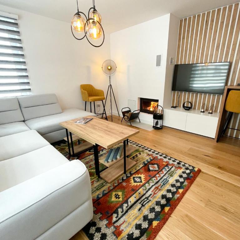 Brko 8 - Lazy Skiing Retreat - Two-Bedroom Apartment - 1