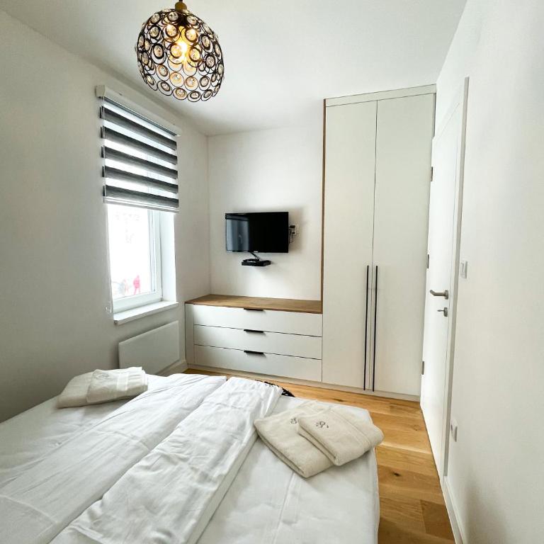 Brko 8 - Lazy Skiing Retreat - Two-Bedroom Apartment - 15