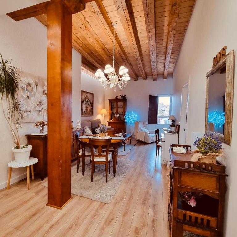 Una MIRADA A LA CATEDRAL-Apartamentos Burgos Catedral - Apartamento de 1 dormitorio - 4