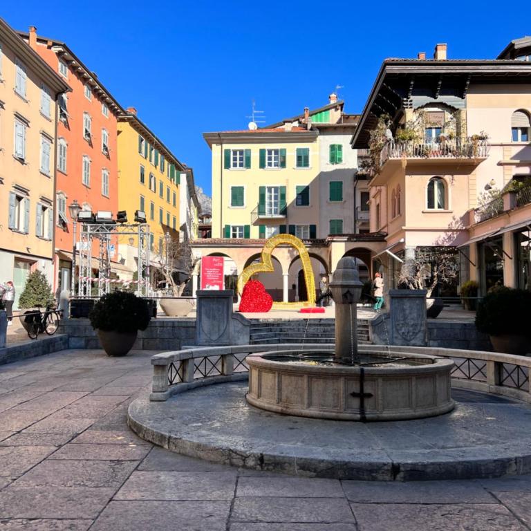Fiore in Centro Riva - Appartamento con 2 Camere da Letto - 1