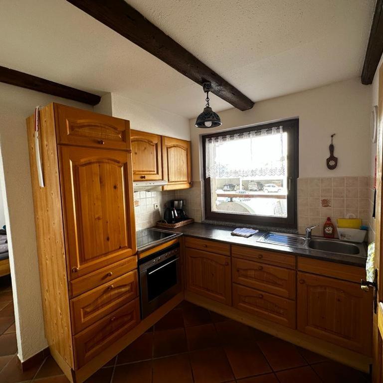 Tuxie Haus - Studio with Balcony - 5