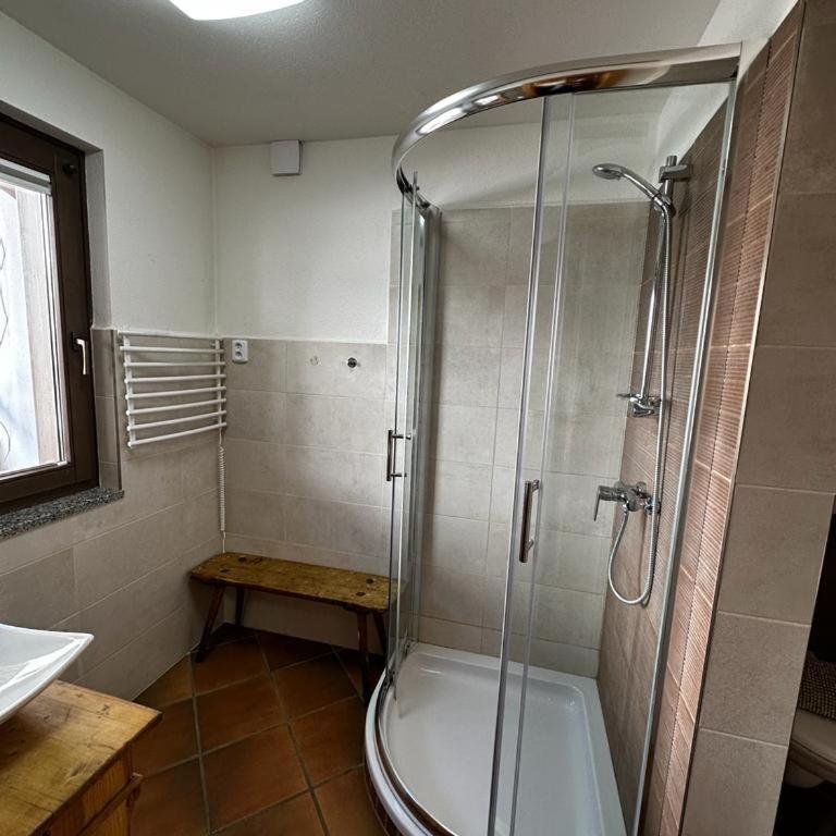 Tuxie Haus - Studio with Balcony - 4
