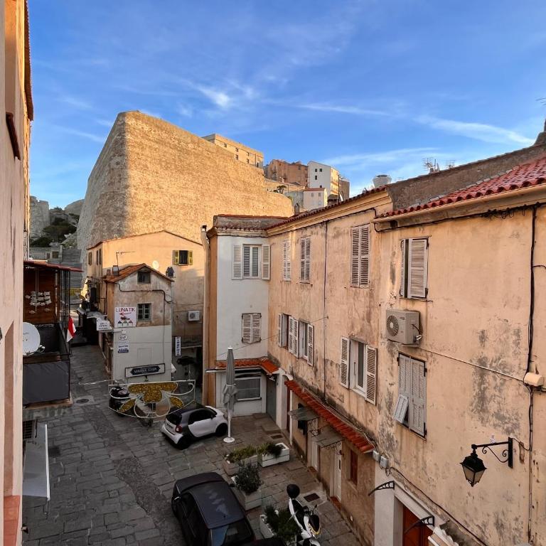 Appartement spacieux en face du port - Apartment mit 1 Schlafzimmer - 3