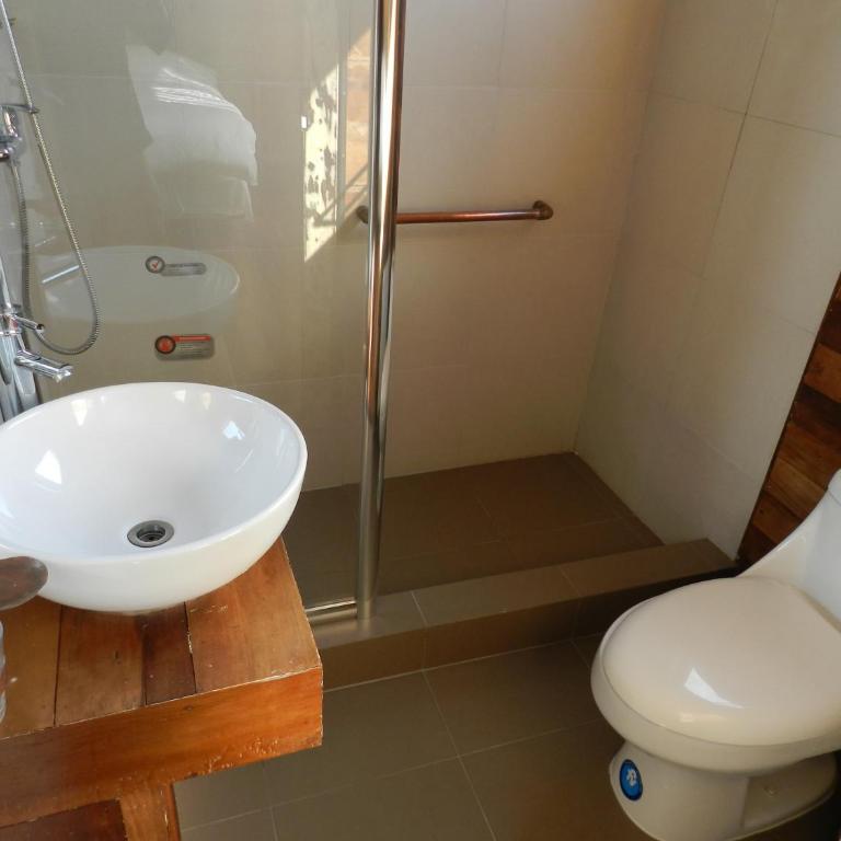 Aroma Verde Hotel - Habitación Doble con baño privado - 1 o 2 camas - 3
