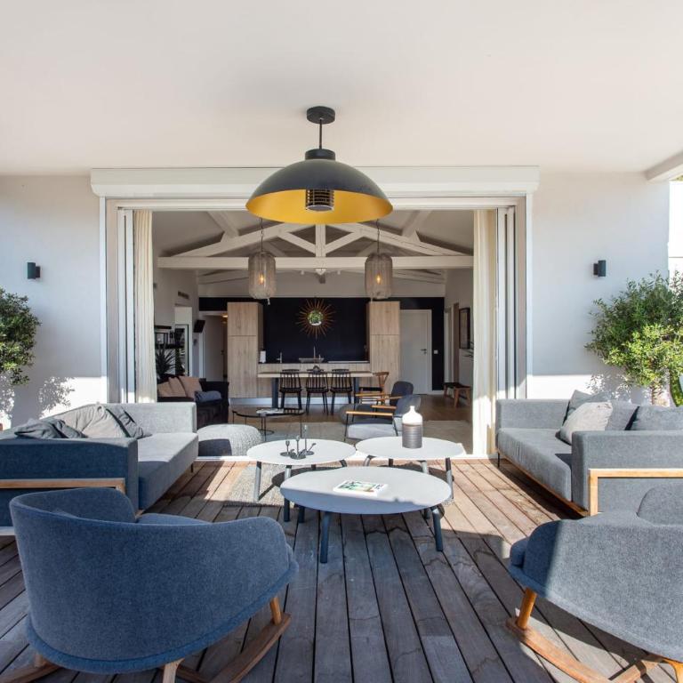 HIBISCUS PENTHOUSE - Appartement 3 Chambres - 22