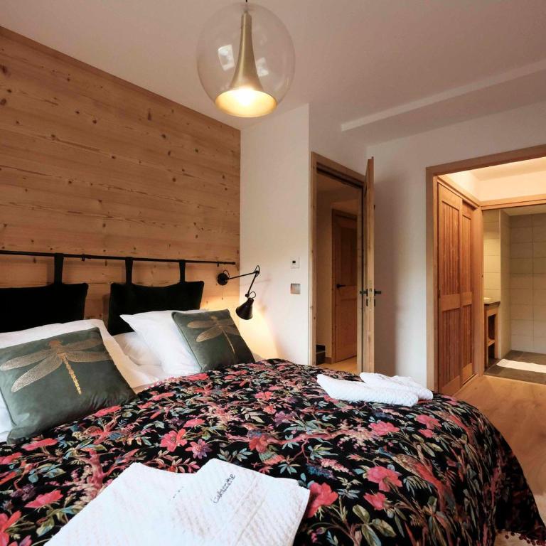 Chalet de luxe avec accès pistes, sauna et jacuzzi - FR-1-344-744 - Chalet - 12