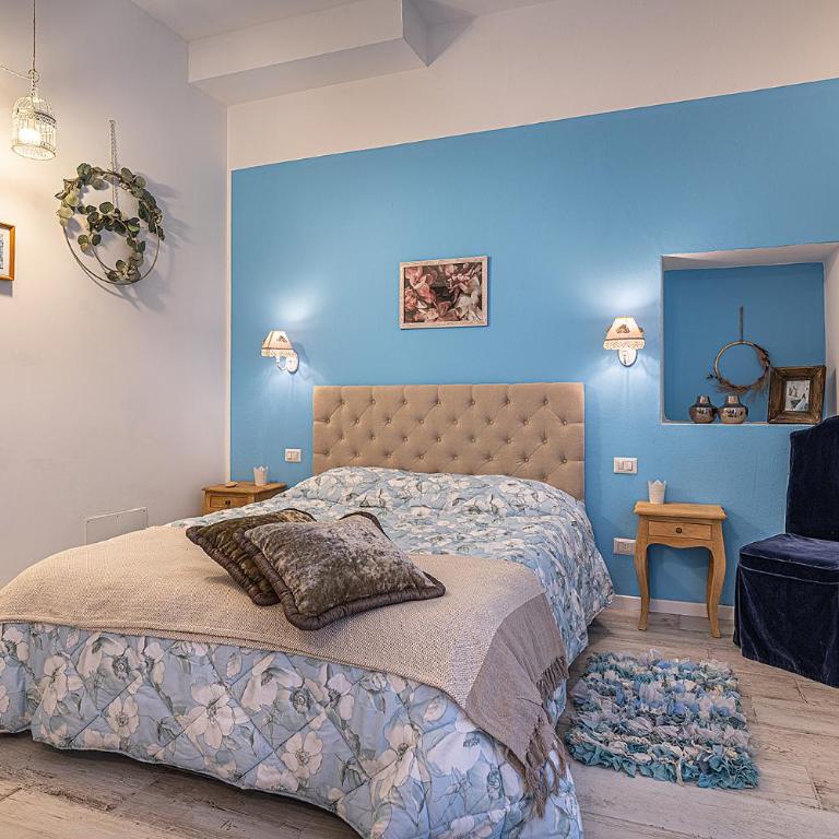 White & Gold Suite Verona - Camera Deluxe - 1