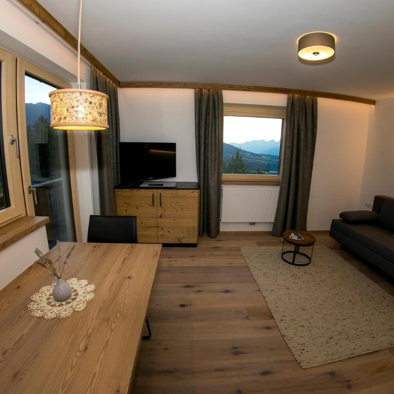 Apartment Wiesenhof - NATUR & WEITBLICK über Innsbruck - Ladestation für Elektroautos - Deluxe Apartment - 6