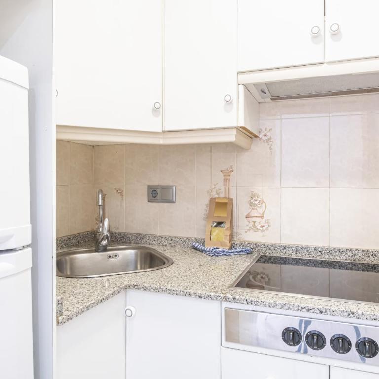 Las Damas 14-B Sea View Levante Beach - Apartment with Sea View - 8