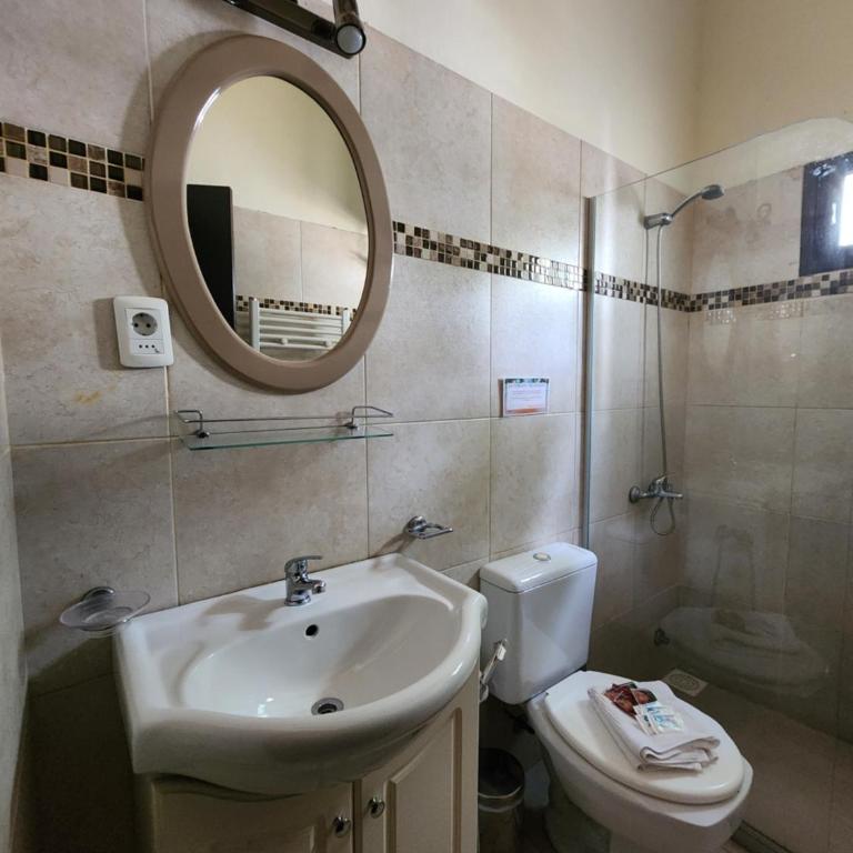 Pinar de Hurtado - Two-Bedroom House - 6