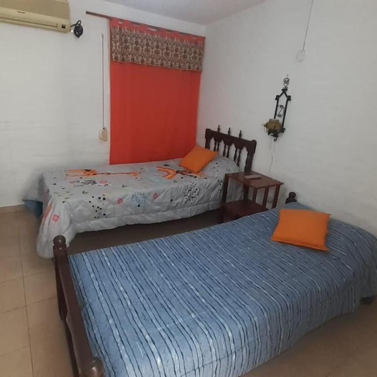 A 4 cuadras del ORFEO Alto verde 2 dormitorios - Casa Unifamiliar de 2 dormitorios - 3