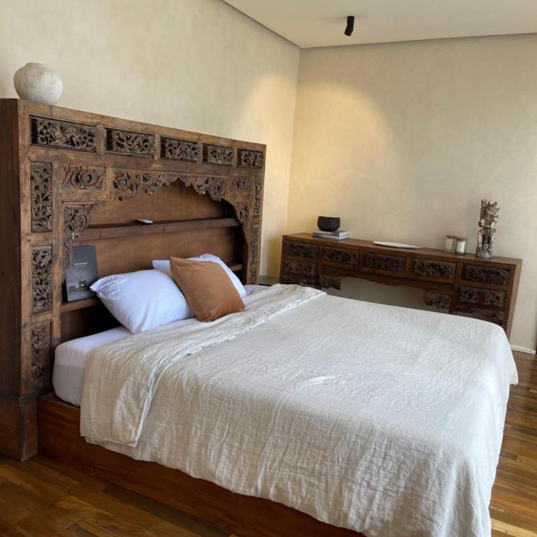 Casa Realm - Deluxe Room - 4