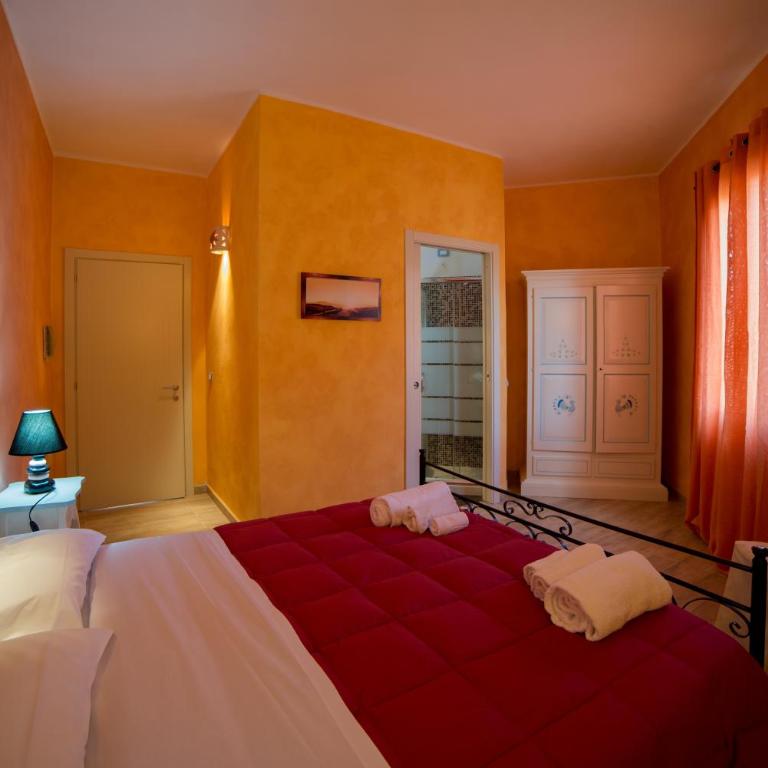 Villamereu - Camera Matrimoniale con Letto Supplementare - 6