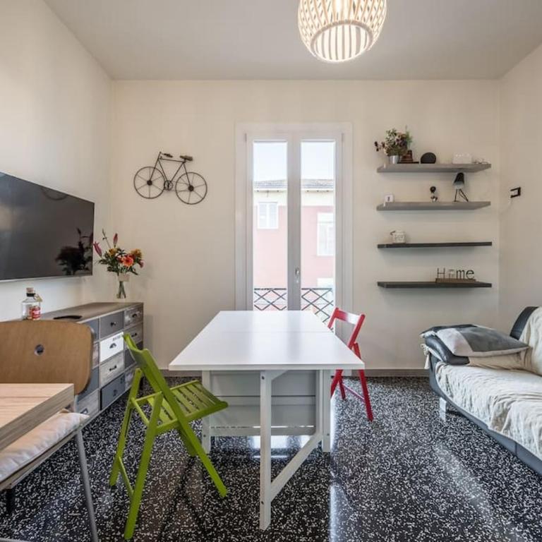 "Parking free - Near Policlinico & Uni" Oasi urbana - Appartamento con 2 Camere da Letto - 2