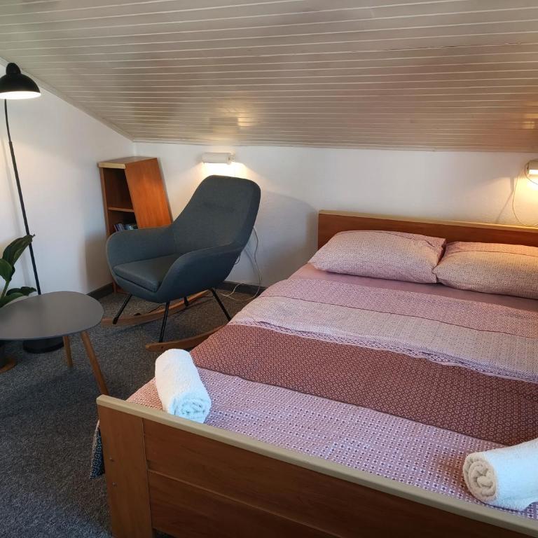 La Luna - One-Bedroom Apartment - 1
