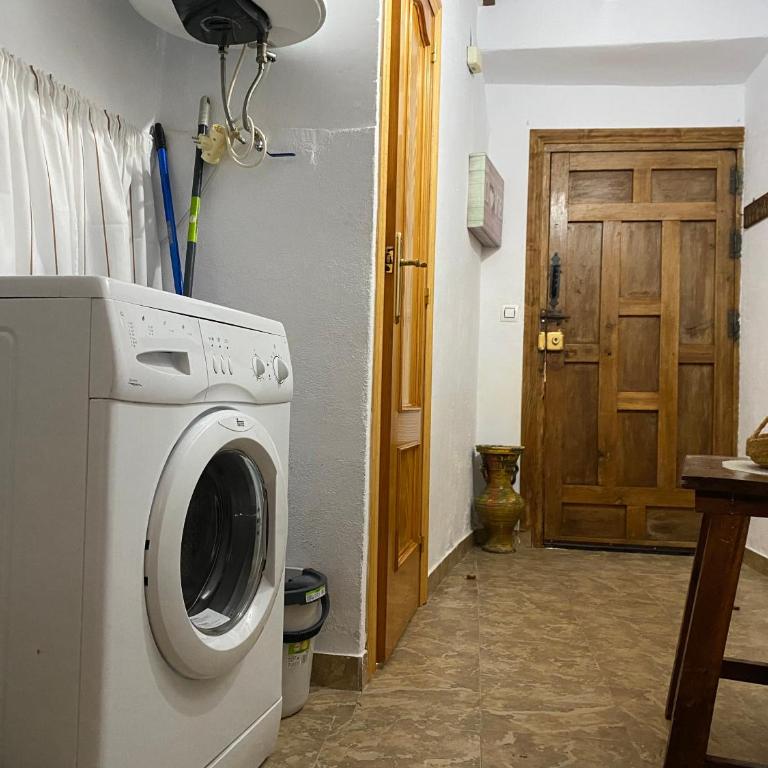 Alojamiento Balcón Al Cerezuelo - Two-Bedroom House - 13