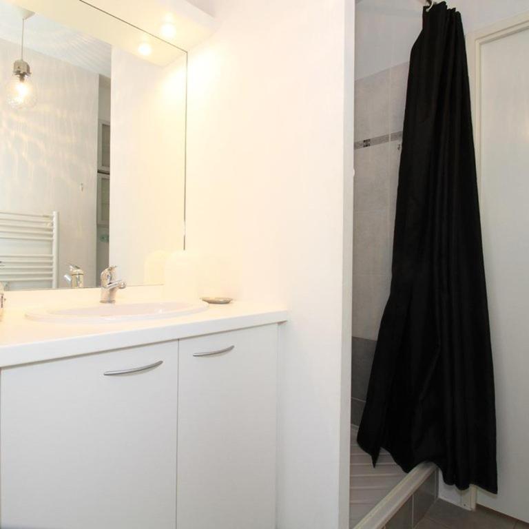 Appartement T2 avec Terrasse, proche Thermes, garage et Wifi - Balaruc-les-Bains - FR-1-553-182 - Appartement - 10