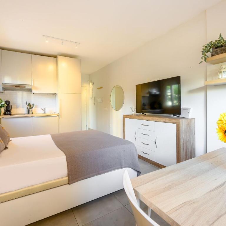 Studio, city center by 10ToSea - Estudio - 7