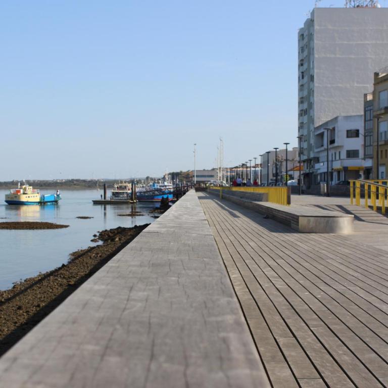 Why Not Houses Río - Three-Bedroom Apartment with Three-Bedroom Apartment with River View - 38
