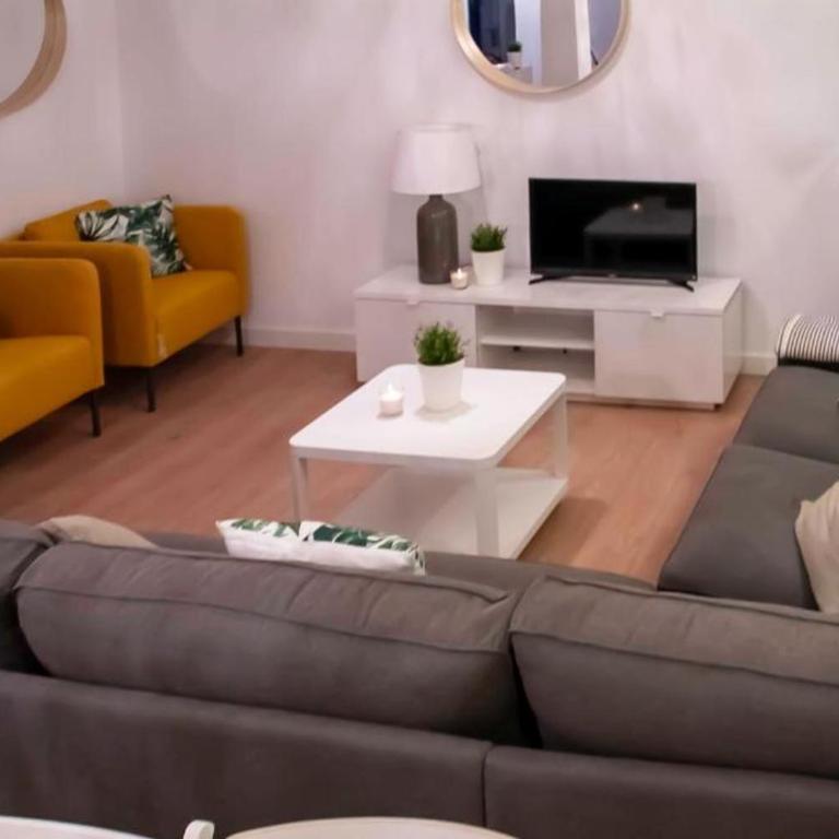 Real Beds Madrid - Habitación Individual con baño privado externo - 3
