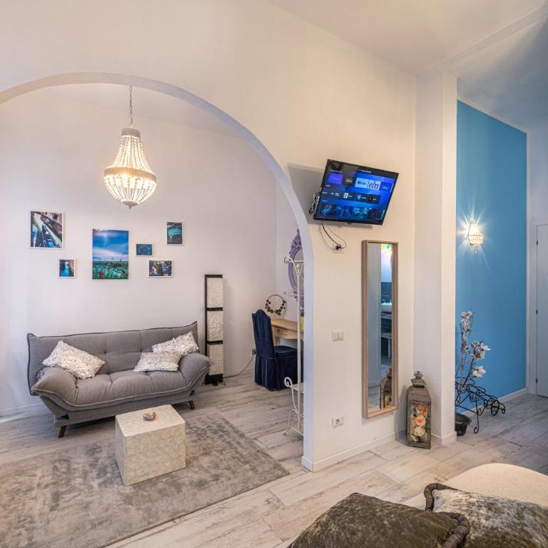 White & Gold Suite Verona - Camera Deluxe - 11