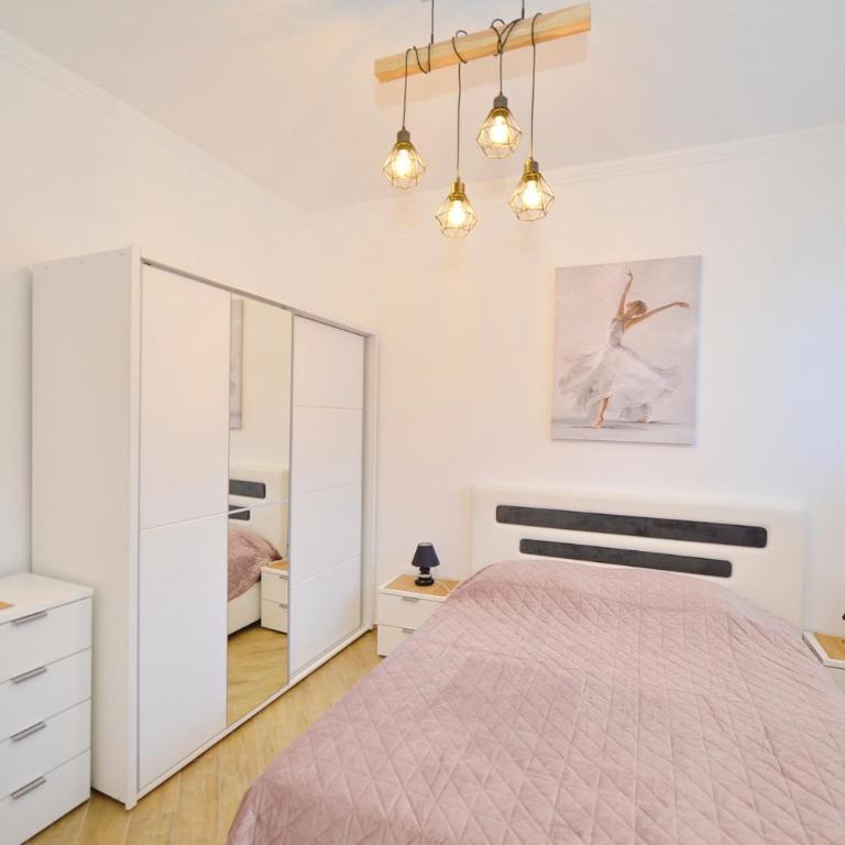 Old Kotor apartment - One-Bedroom Apartment - 34