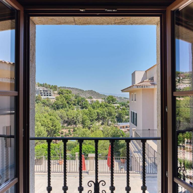 Castillo Hotel Son Vida-Adults Only, a Luxury Collection Hotel, Mallorca - Classic Zimmer mit Queensize-Bett und Gartenblick - 4