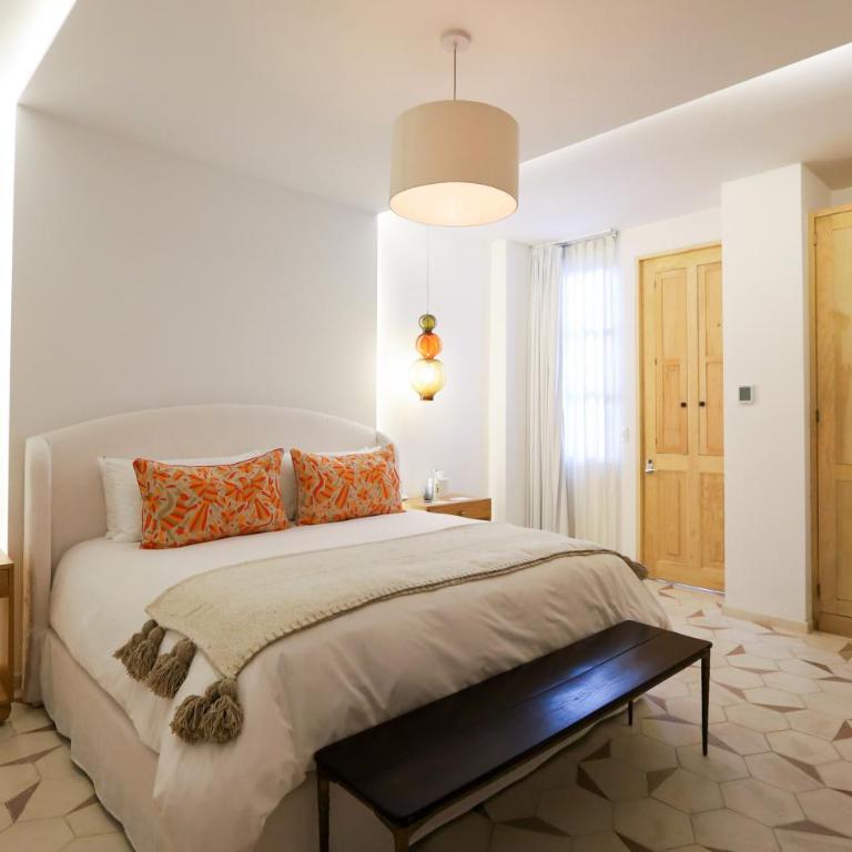 LOtel-Casa Arca - Suite Principal con bañera - 1 cama extragrande - 2