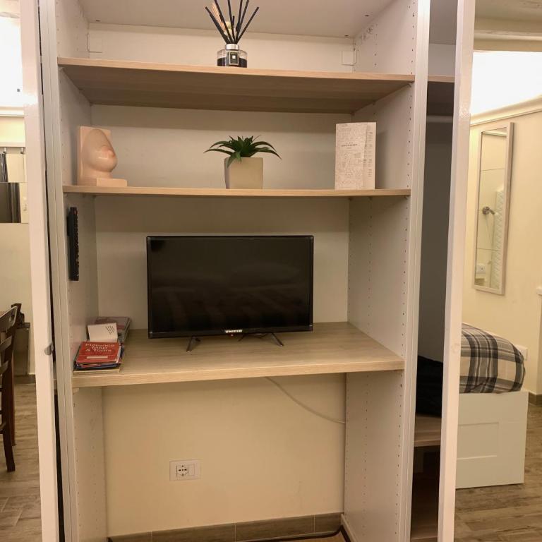 Suite "Faenza", Duomo a 2 passi, WiFi e AC - Camera Matrimoniale con Bagno Privato - 13