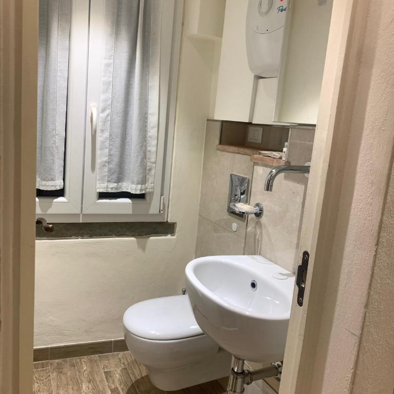 Suite "Faenza", Duomo a 2 passi, WiFi e AC - Camera Matrimoniale Superior - 5