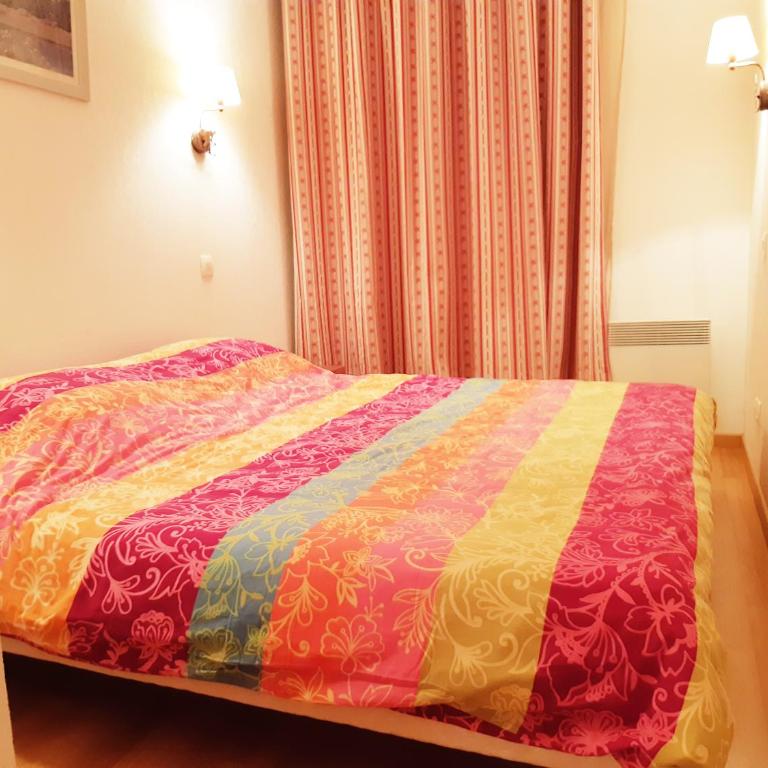Le Marmotton, T2, centre Luchon, wifi, casier à skis, ascenseur, 5 personnes - Apartment mit 1 Schlafzimmer - 9