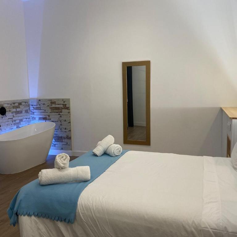 Sevilla deluxe suites - Apartamento Superior con bañera - 11