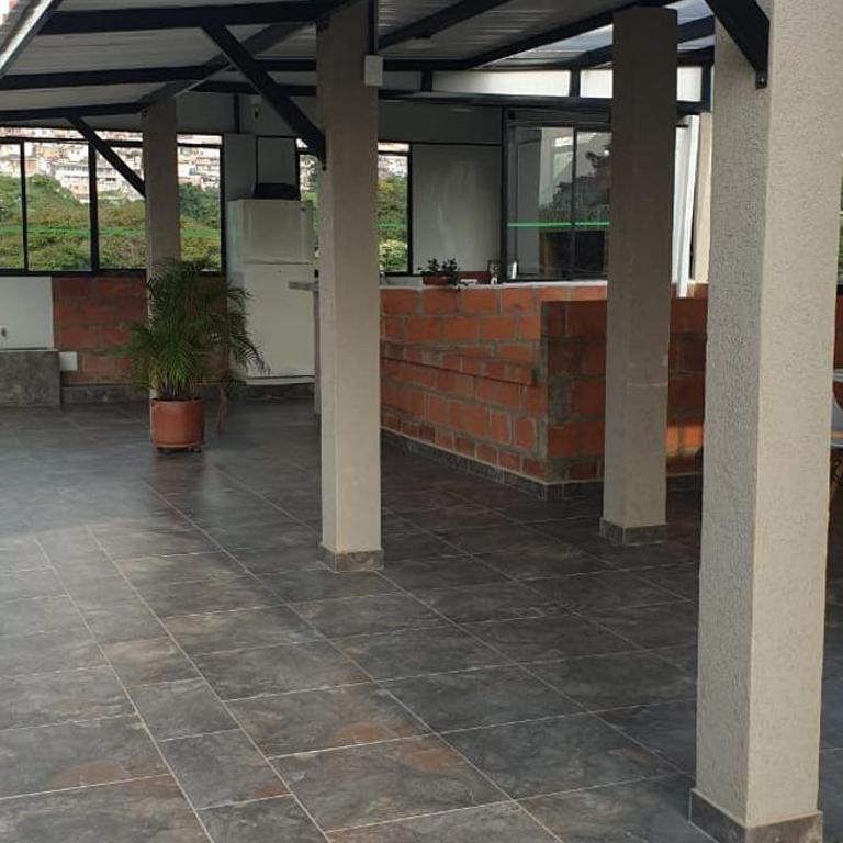 El mejor apartamento en Cali 2B - Three-Bedroom Apartment - 24