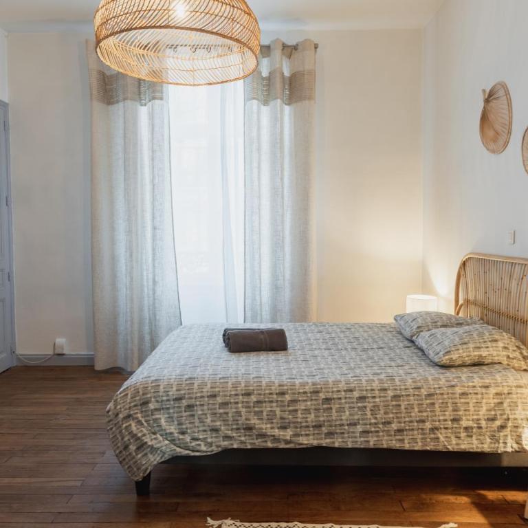 Appart chaleureux face gare - Appartement 1 Chambre - 10