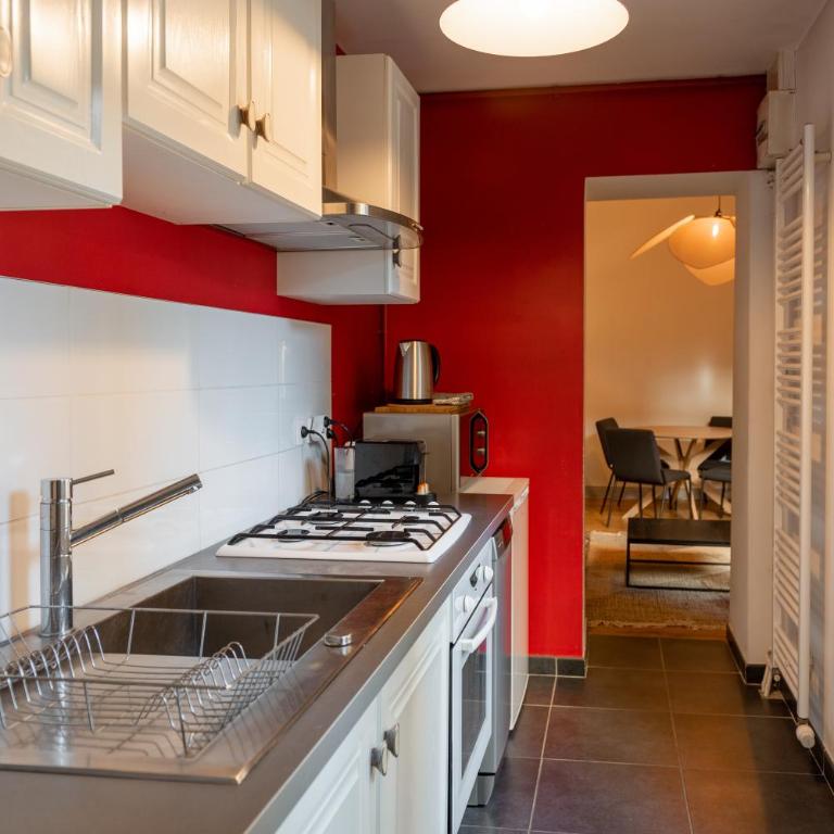 Appart chaleureux face gare - Appartement 1 Chambre - 14