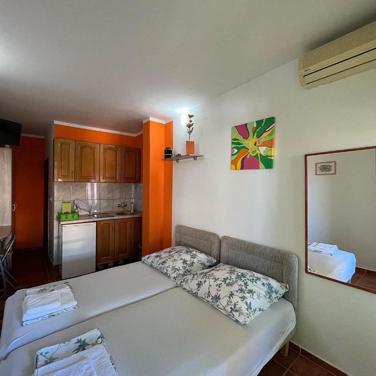 Apartments Montenegrina - Studio Apartment - 2